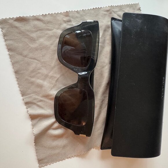 Saint Laurent Classic Sl 184 Slim-004 Sunglasses - Picture 6 of 7